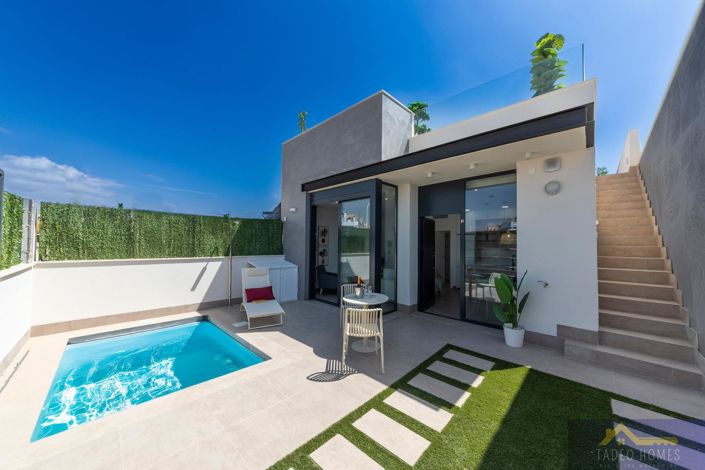 Image No.1-3 Bed Villa for sale