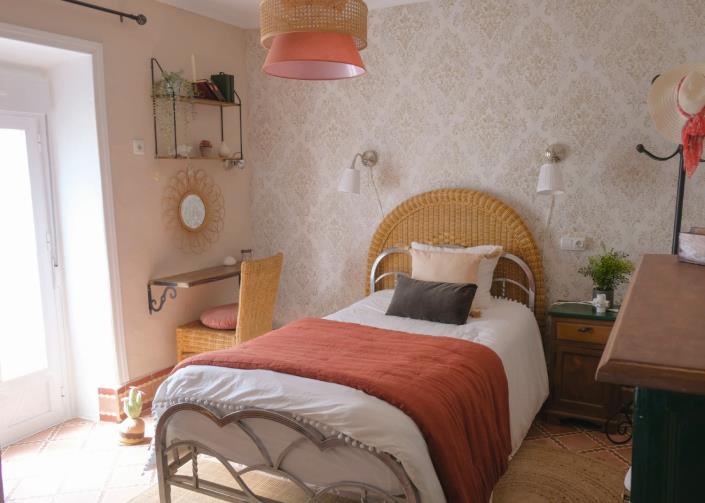 Image No.4-4 Bed Village House for sale