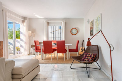 b98le8d7m9k3degpefzhs0lif8u4xzvzhwxtmggyekxx9