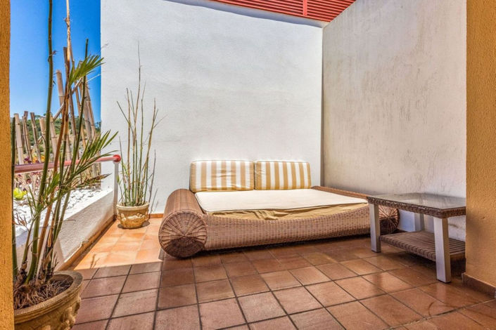 Image No.15-3 Bed Property for sale