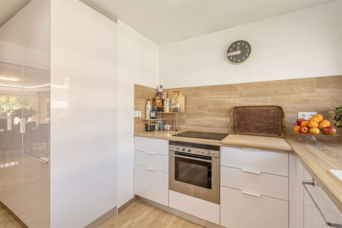 Image No.8-3 Bed Apartment for sale