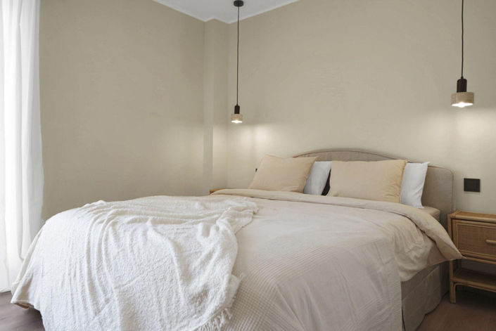 Image No.17-2 Bed Property for sale