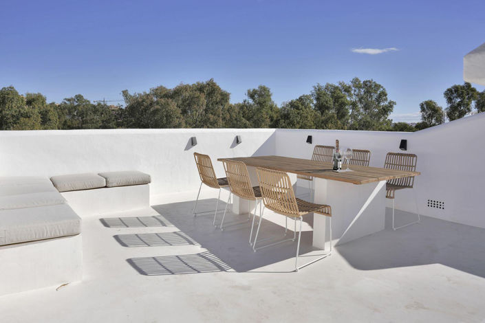 Image No.2-2 Bed Property for sale