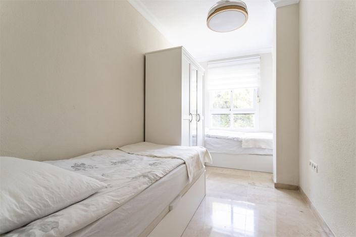 Image No.21-3 Bed Apartment for sale