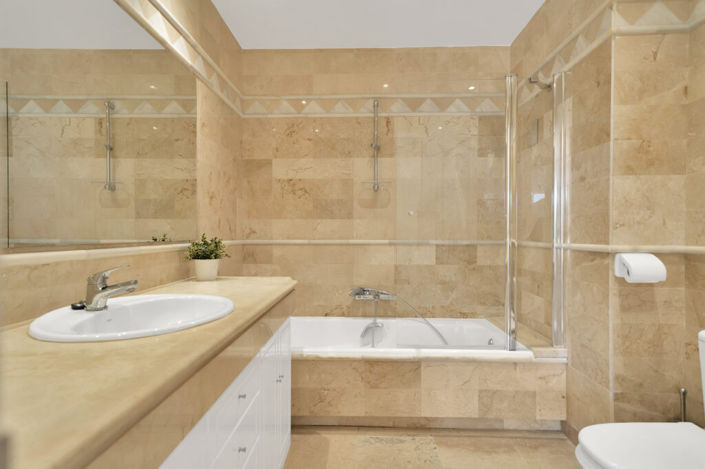 Image No.28-2 Bed Apartment for sale