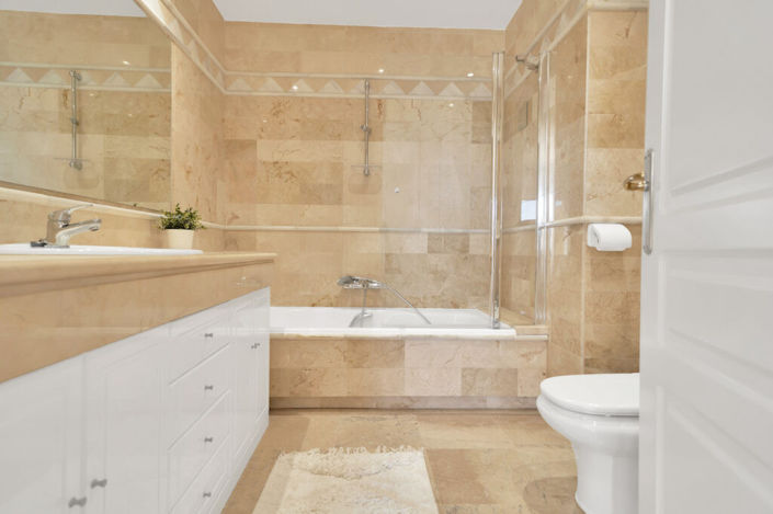 Image No.30-2 Bed Apartment for sale