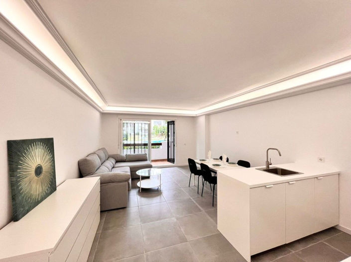 Image No.3-3 Bed Property for sale