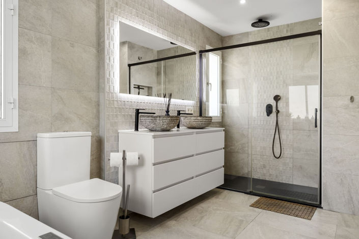 Image No.29-2 Bed Townhouse for sale