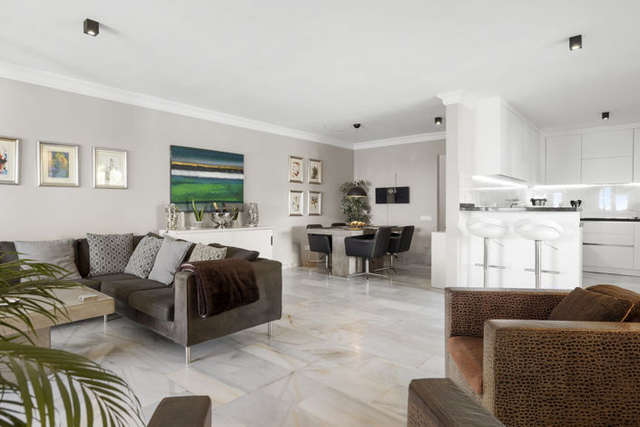 Image No.9-2 Bed Townhouse for sale