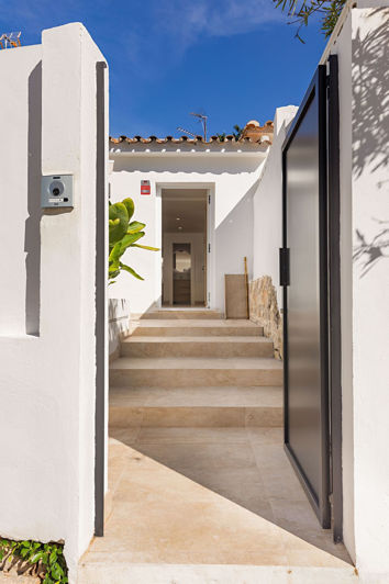 Image No.1-2 Bed Townhouse for sale