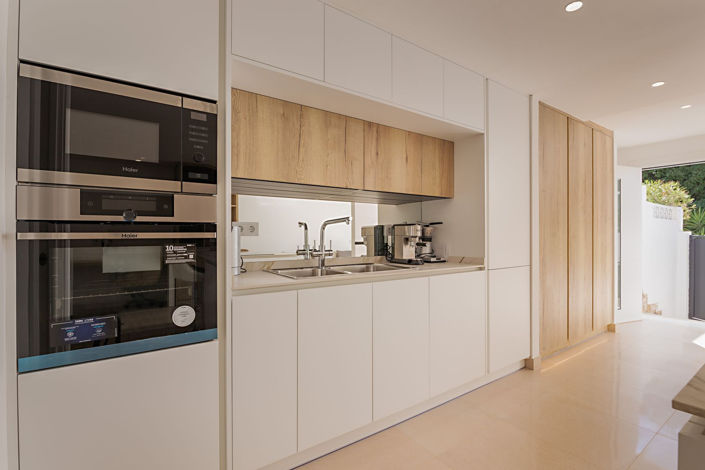 Image No.8-2 Bed Townhouse for sale