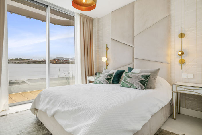 Image No.19-3 Bed Apartment for sale