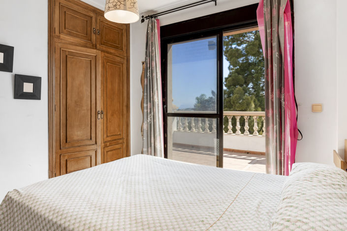 Image No.32-6 Bed Villa for sale