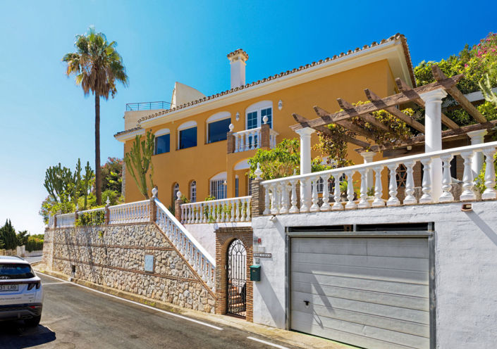 Image No.1-Villa de 5 chambres à vendre à Benalmadena