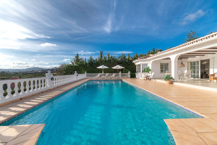 Image No.1-3 Bed Villa for sale