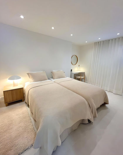 Image No.28-3 Bed Property for sale