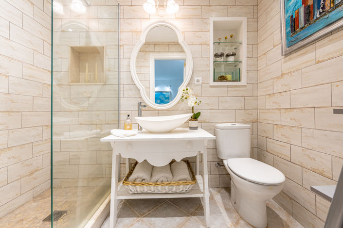 Image No.7-2 Bed Townhouse for sale