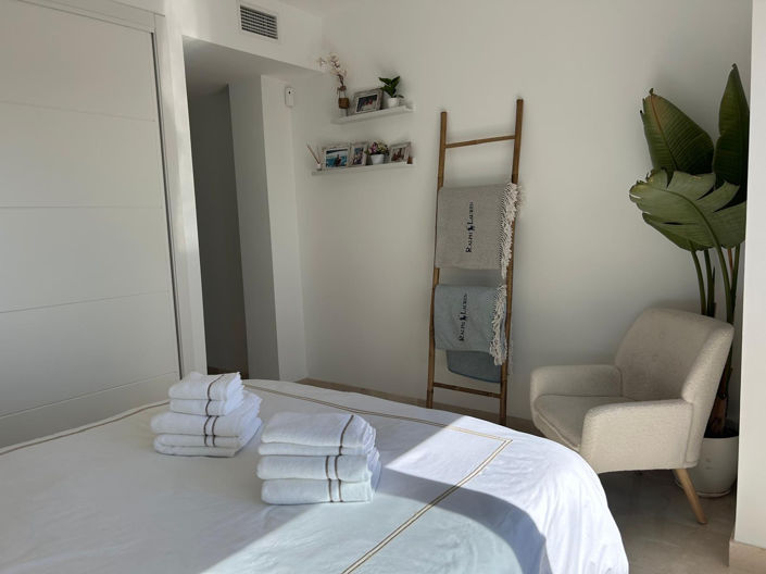 Image No.32-2 Bed Apartment for sale