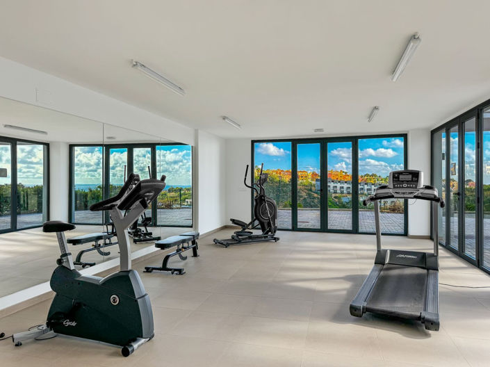 Image No.36-2 Bed Apartment for sale