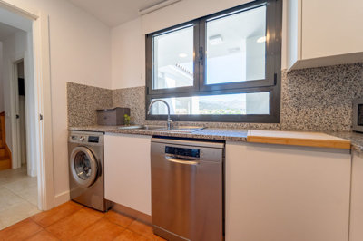 b98le8d7m9k3degpefzhs0lif8u4xzvzhwxtmggyekxx9