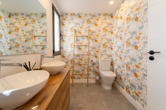 Image No.19-2 Bed Property for sale