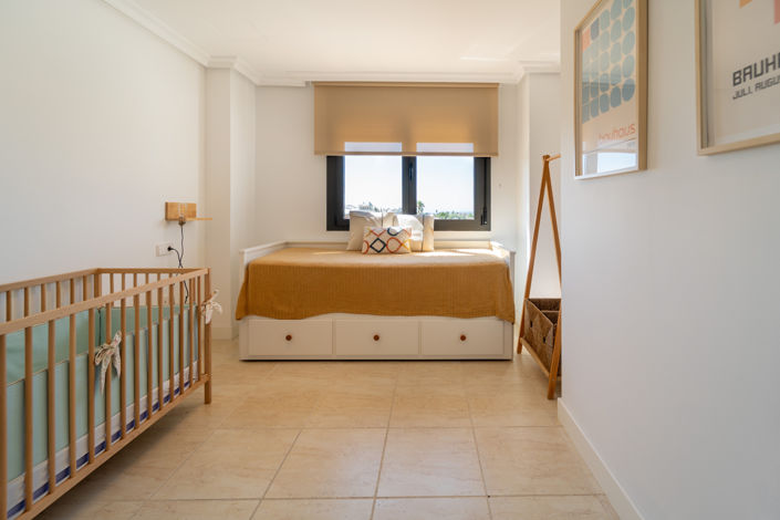 Image No.28-2 Bed Property for sale