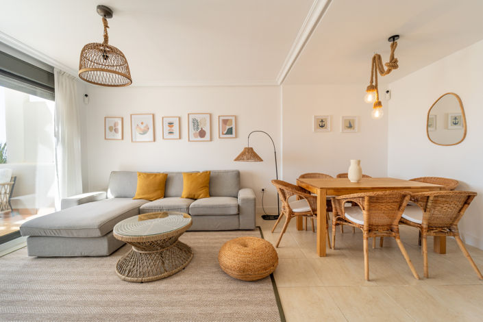 Image No.8-2 Bed Property for sale