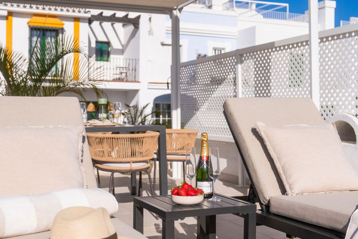 Image No.14-2 Bed Townhouse for sale