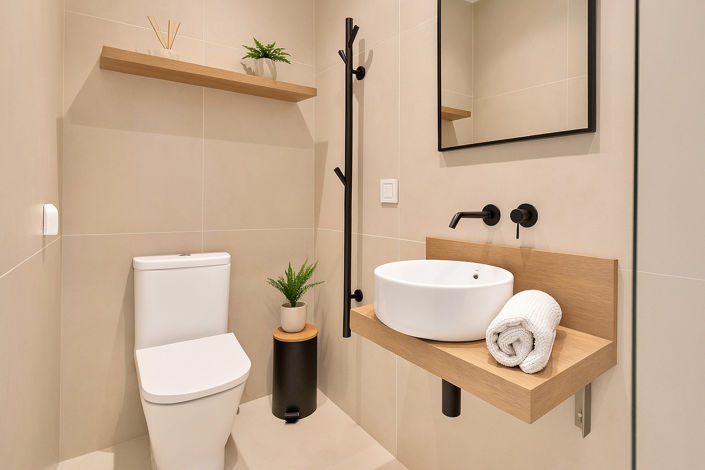 Image No.20-2 Bed Property for sale