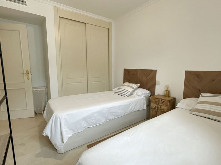 Image No.22-3 Bed Apartment for sale