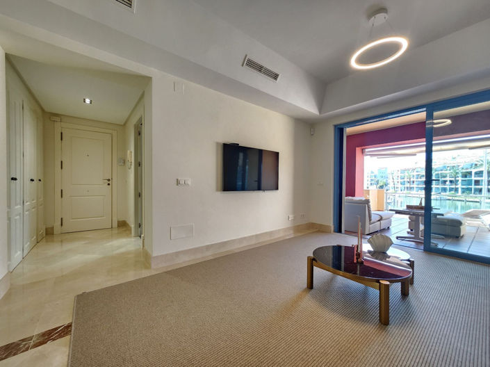 Image No.11-2 Bed Property for sale