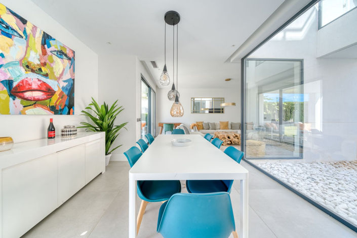 Image No.12-4 Bed Villa for sale