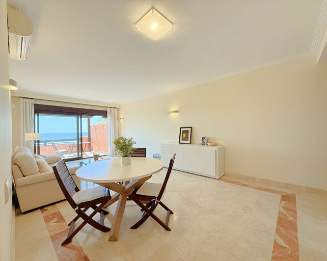 Image No.9-Appartement de 2 chambres à vendre à Estepona