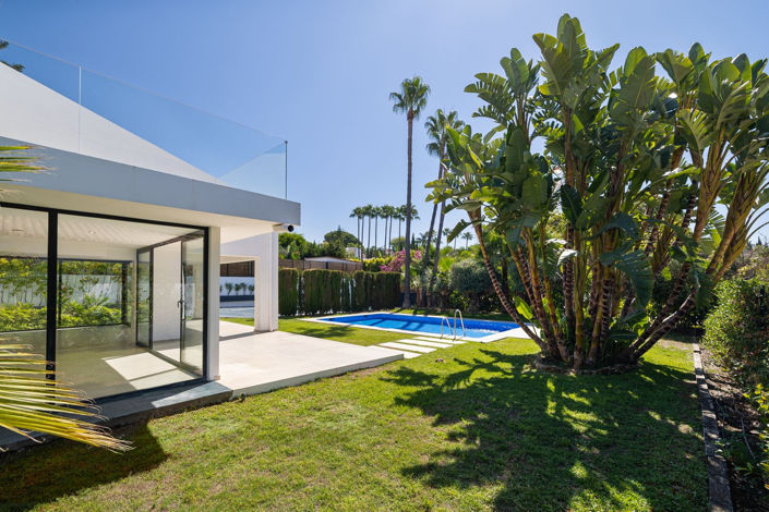 Image No.6-4 Bed Villa for sale