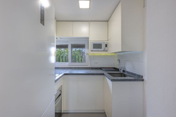 Image No.10-2 Bed Apartment for sale