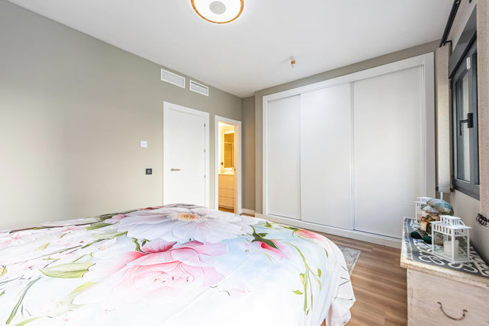 Image No.13-4 Bed Apartment for sale