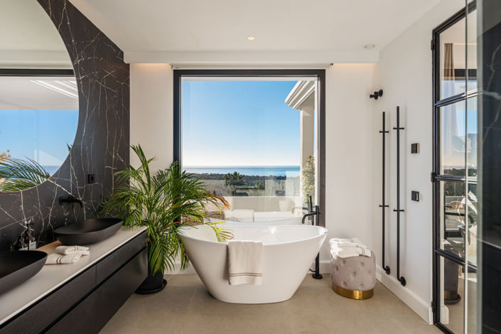 Image No.23-6 Bed Villa for sale