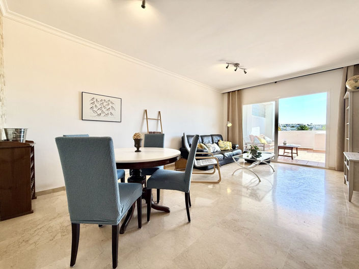 Image No.9-Appartement de 2 chambres à vendre à Estepona