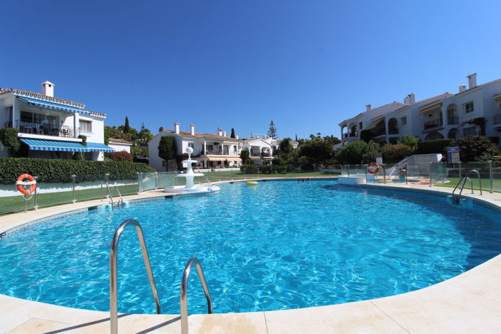 Image No.4-2 Bed Property for sale