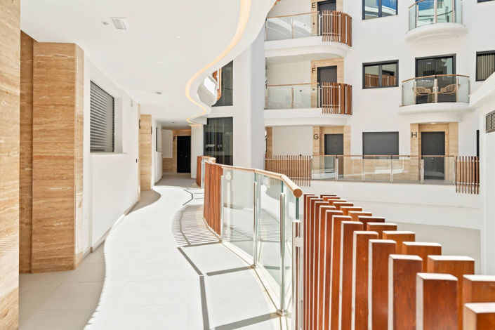 Image No.22-2 Bed Apartment for sale