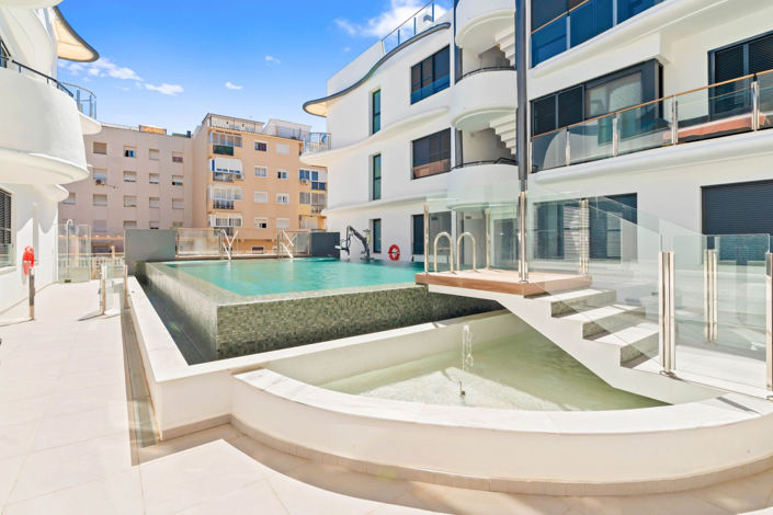 Image No.24-2 Bed Apartment for sale