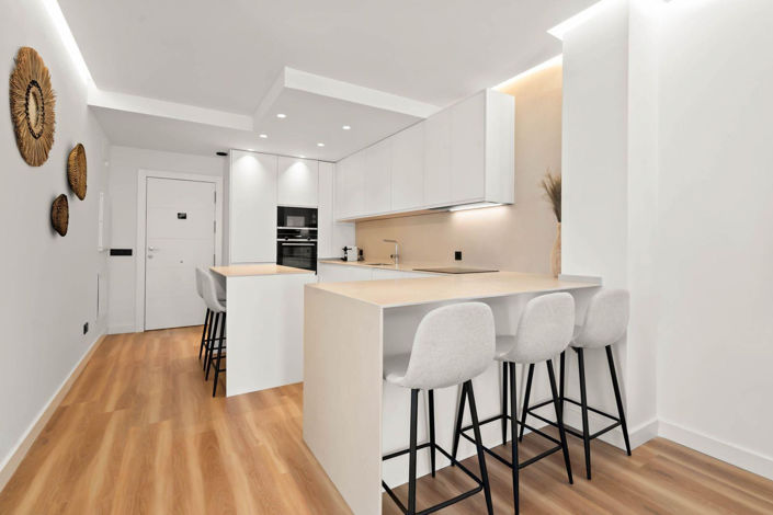 Image No.9-2 Bed Apartment for sale