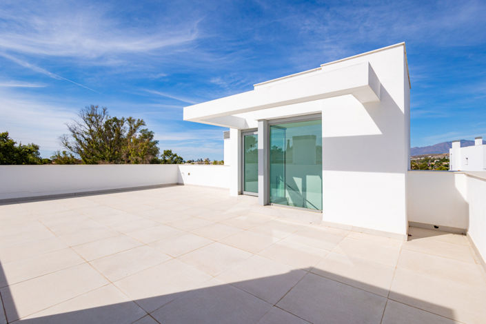 Image No.24-3 Bed Villa for sale