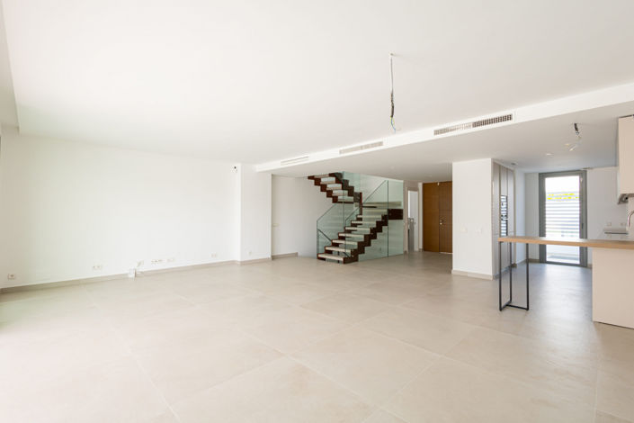 Image No.4-3 Bed Villa for sale