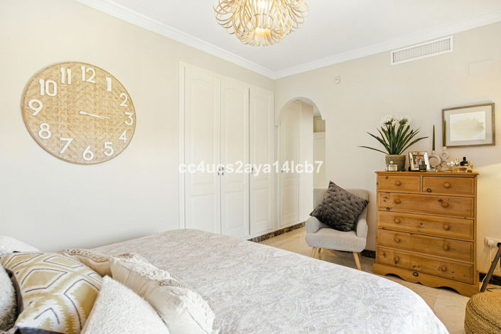 Image No.21-3 Bed Villa for sale