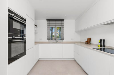 b98le8d7m9k3degpefzhs0lif8u4xzvzhwxtmggyekxx9