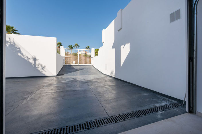 Image No.34-4 Bed Villa for sale