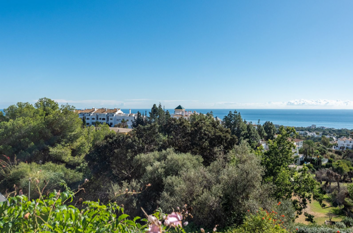 Image No.23-2 Bed Apartment for sale