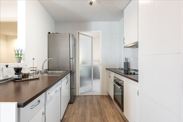 Image No.8-2 Bed Apartment for sale