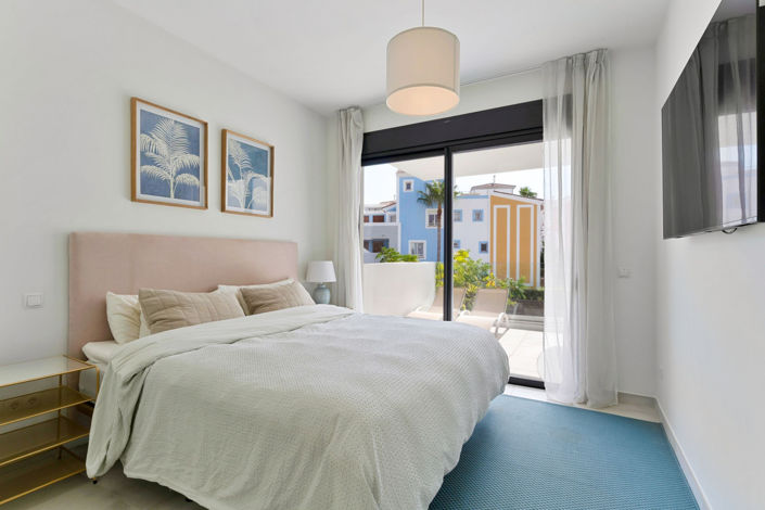 Image No.3-2 Bed Apartment for sale